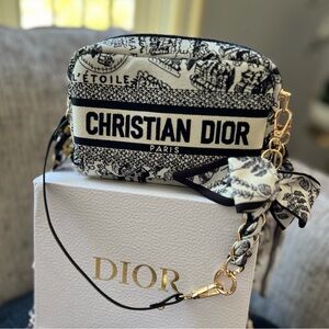 Dior Beauty VIP/GWP Mini Crossbody Bag + Twilly + Chain Dust Bag and Box (New)
